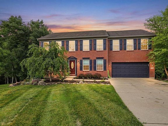 3rd image of 272 Foxhunt Dr