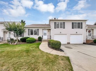 905 Amherst Ln, Brunswick, OH 44212
