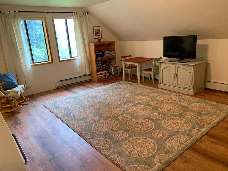 61 Otter Ave — Photo 14