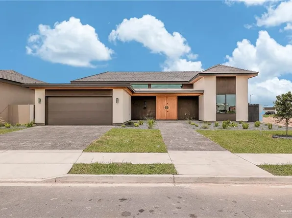 1709 S Queen St, Edinburg, TX 78539