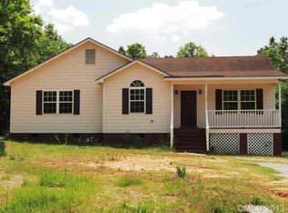 1142 Westminister Dr, Lancaster, SC 29720