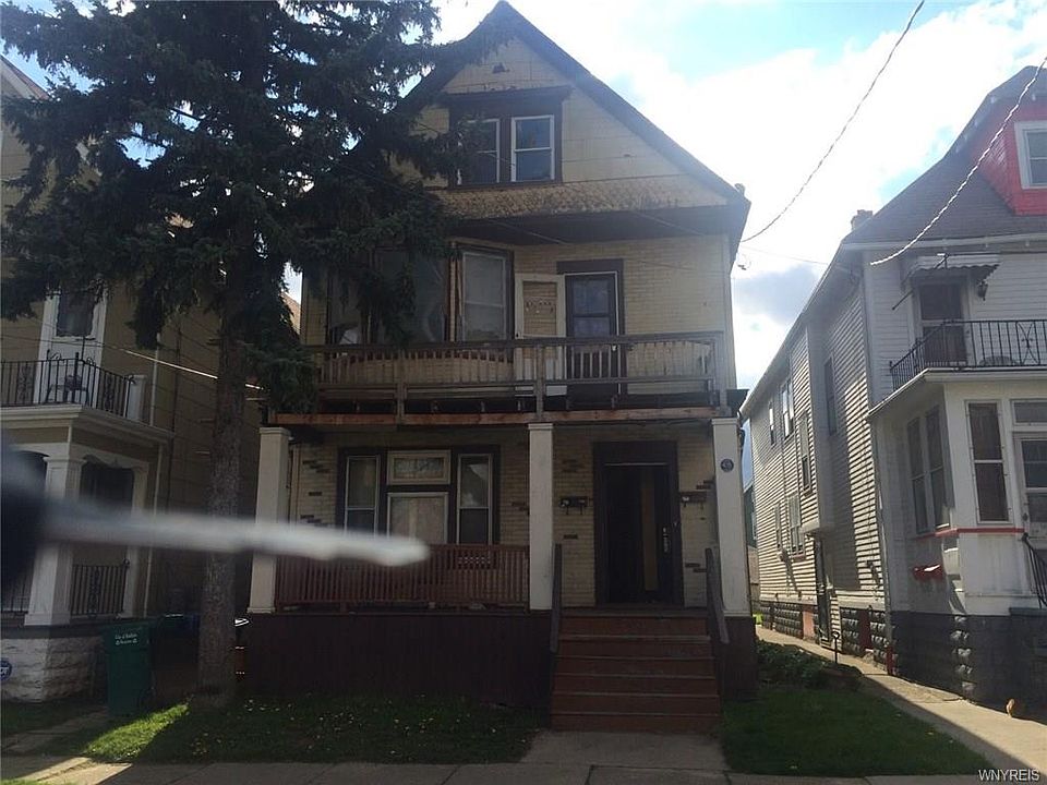 1st image of 418 Goodyear Ave