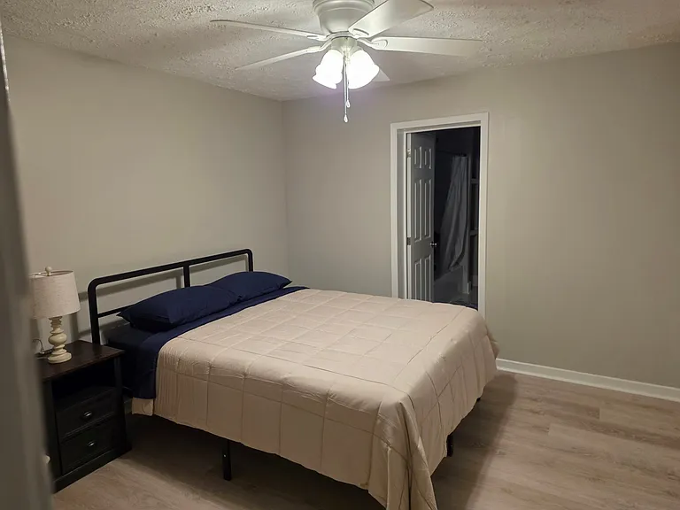4453 Pharr Ave — Photo 10