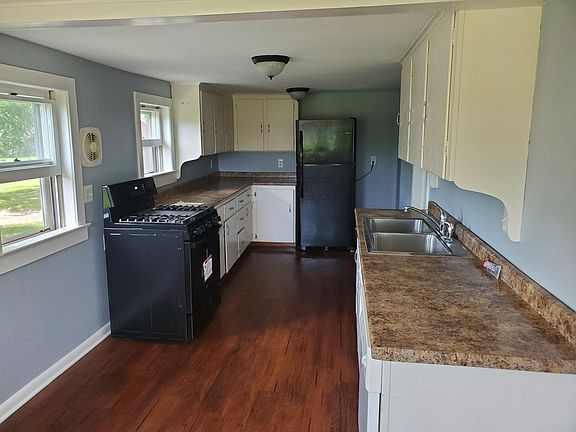 5th image of 3217 Atlantic Ave