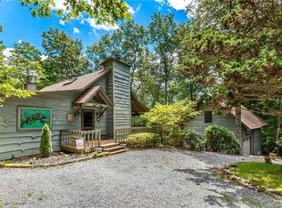 94 Unvquolad Ct, Brevard, NC 28712
