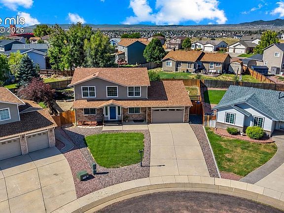 2nd image of 8041 Willowick Ct