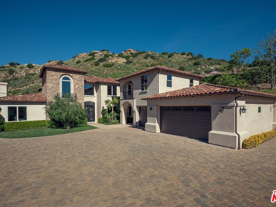 1st image of 47 Buckskin Rd