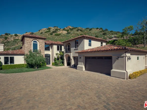 47 Buckskin Rd, Bell Canyon, CA 91307