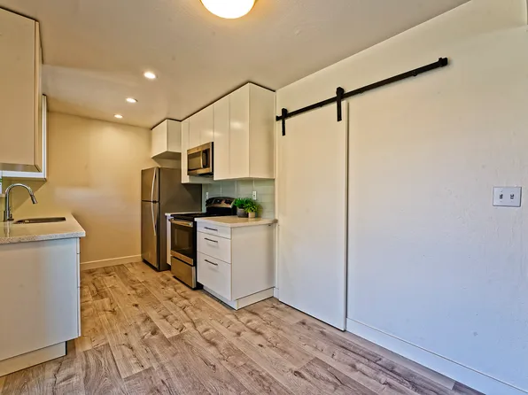 Calderon, 465 Calderon Ave #17, Mountain View, CA 94041