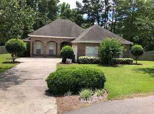 25 Carnaby St, Petal, MS 39465