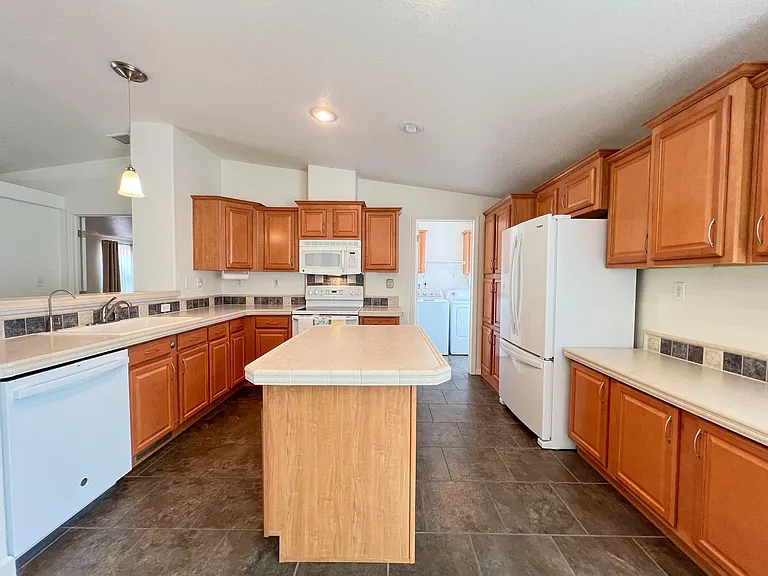 10830 E Oak Creek Trl — Photo 16