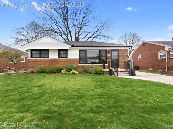 8439 Louise Ave, Allen Park, MI 48101