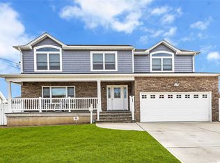 9 Kenneth Ave, North Bellmore, NY 11710