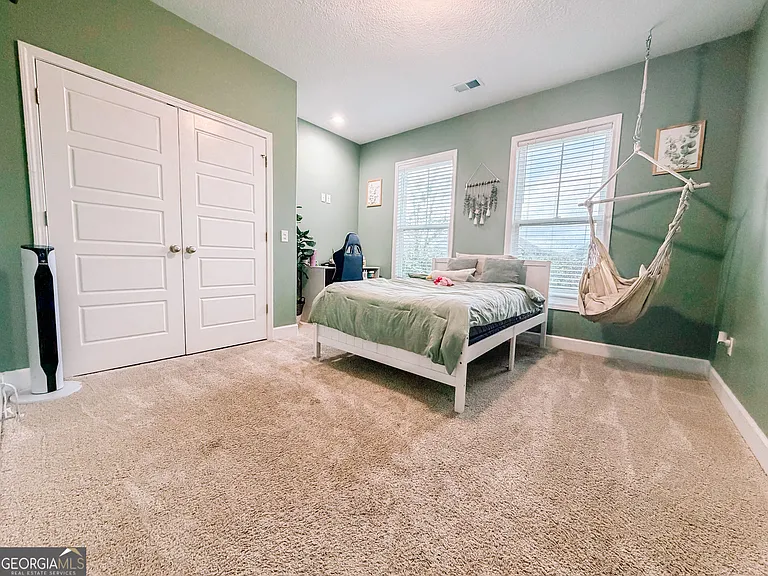 106 Pomegranate St — Photo 11