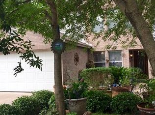 1513 E Black Locust Dr, Pflugerville, TX 78660