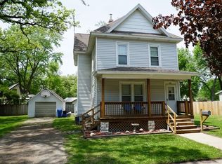 605 Howard St, Charles City, IA 50616
