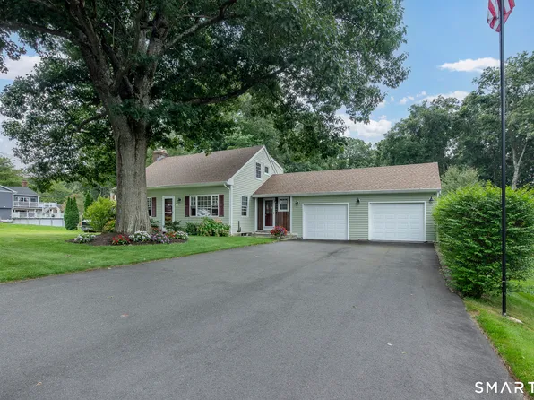 25 Fleetwood Road, Bristol, CT 06010