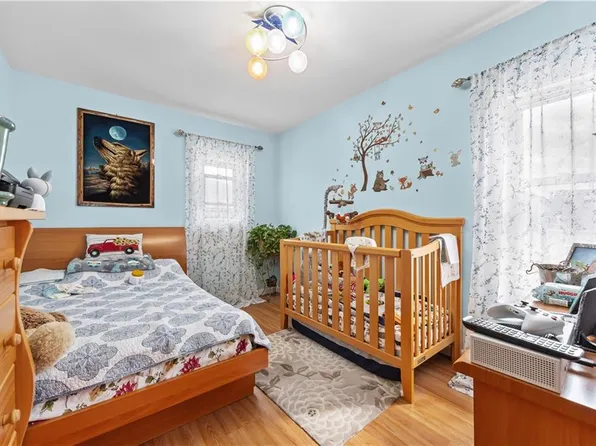 8 Lester Court image 14 of 25