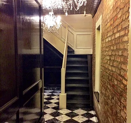 Rented by Compass | media 43