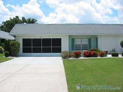 1st image of 372 Club Manor Dr