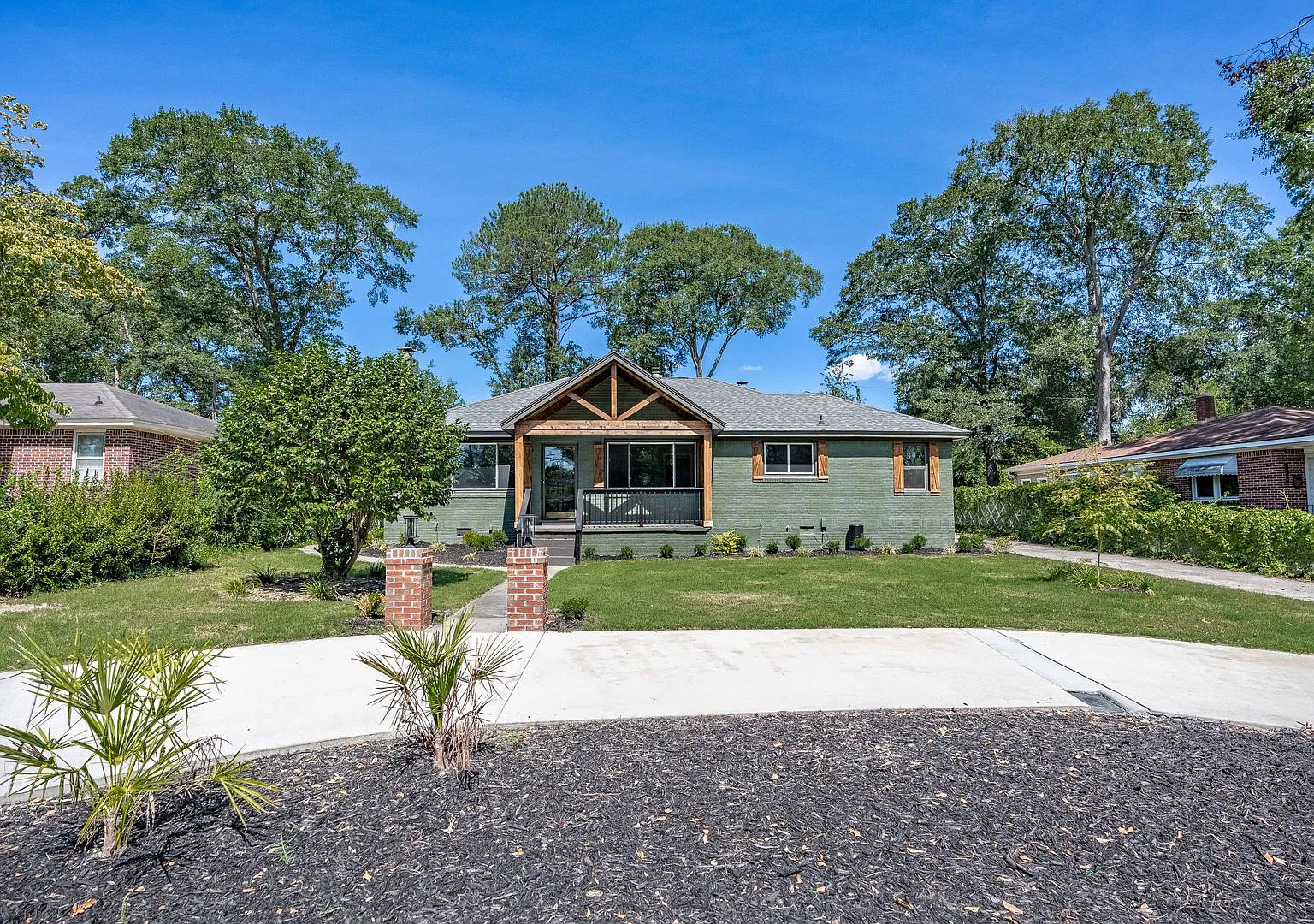 Beautifully Renovated 3BD Home — Photo 3