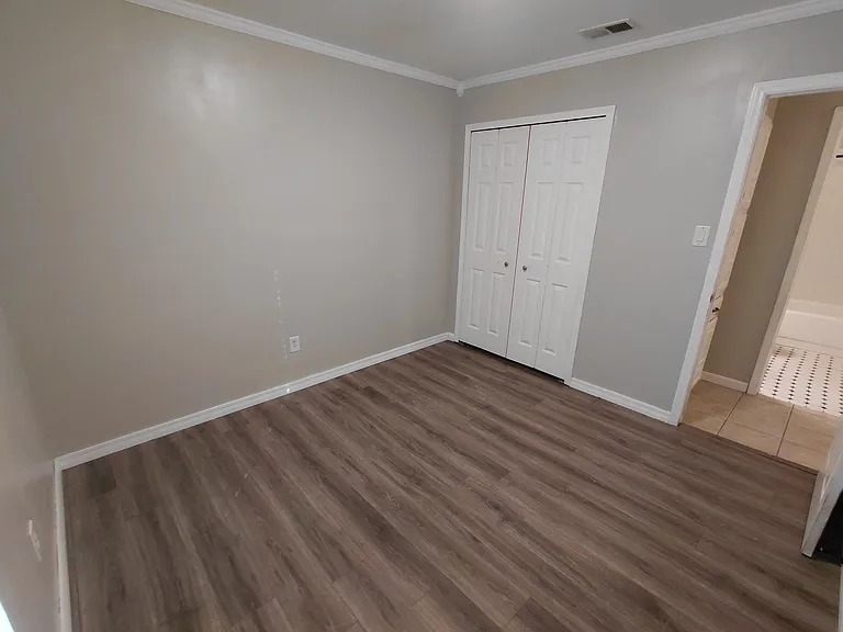 1109 W Los Angeles Cir — Photo 9