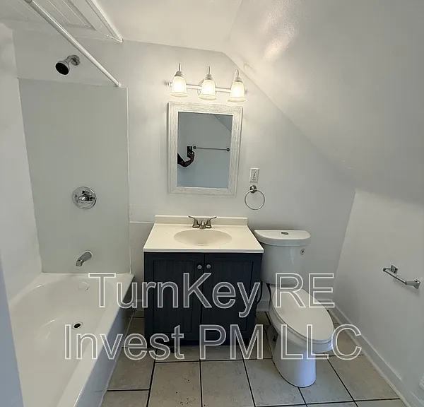 705 North Ave #2 — Photo 6