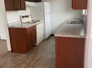 222 N Acadia St #4, Wichita, KS 67212