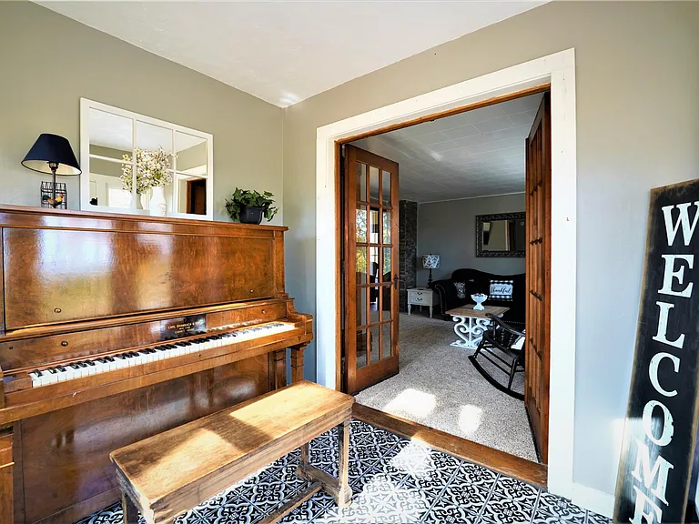 5011 S Water Rd — Photo 13