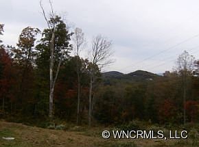 4th image of 475 Park Knoll Dr