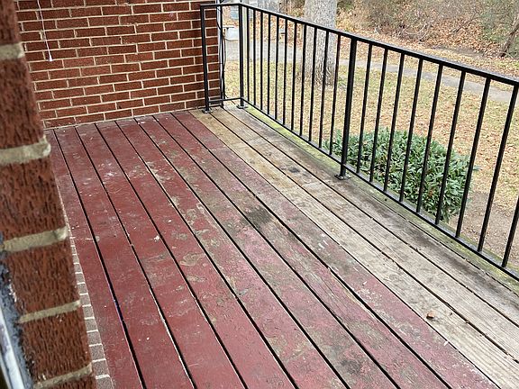 5th image of 13443 Millwood Dr APT 3