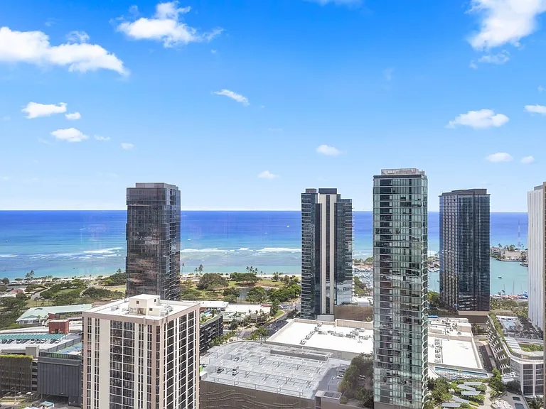 1009 Kapiolani Blvd #4403 — Photo 3