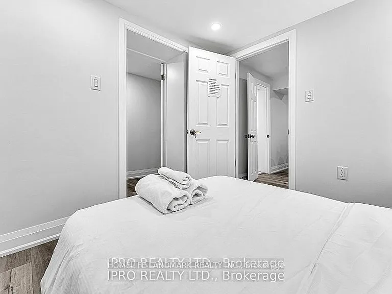 2595 Windjammer Rd — Photo 9