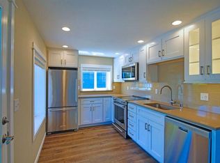 8616 Linden Ave N, Seattle, WA 98103