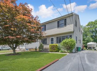 326 Edgeview Rd, Keyport, NJ 07735