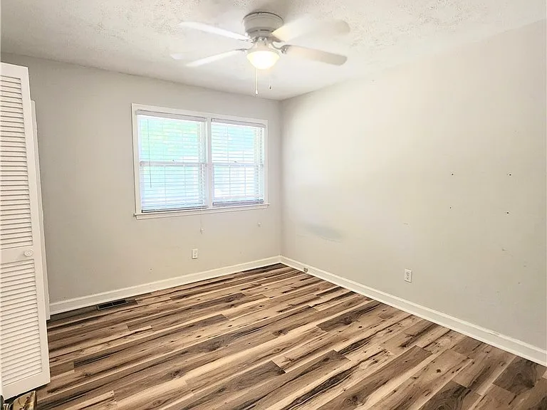 1512 Atwick Dr — Photo 14