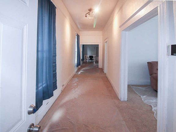 2nd image of 1453 Evergreen Ave