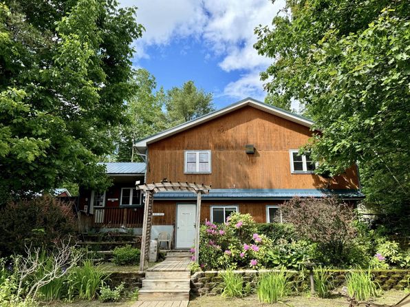 382 Water Street, Guilford, ME 04443