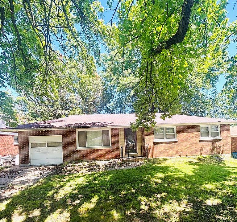 1st image of 2423 Caverhill Dr