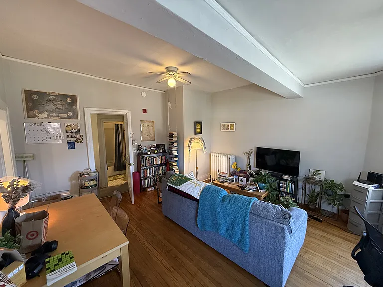 504 E Buffalo St #2 — Photo 3