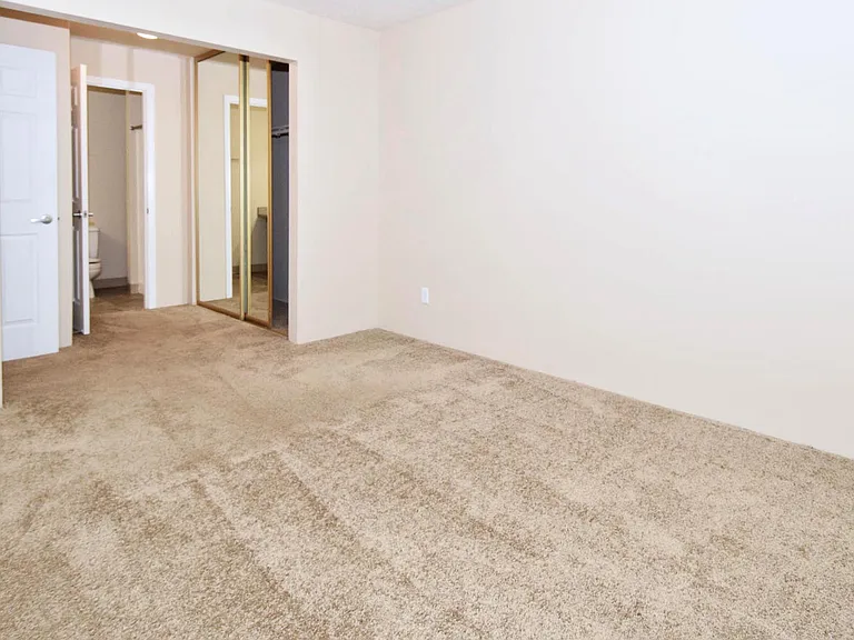 Bedroom 2x2