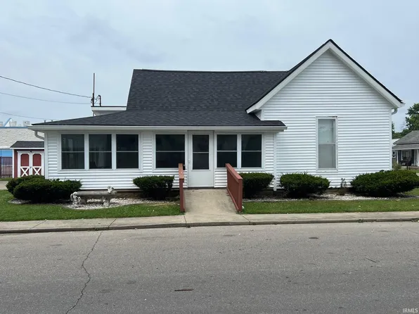 169 Wolf St, Spencer, IN 47460