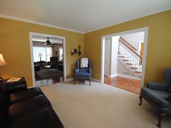 4th image of 5315 Country Lake Ct