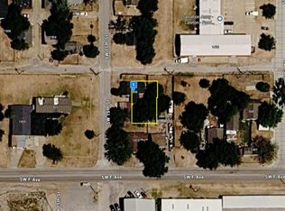 508 SW 15th St, Lawton, OK 73501