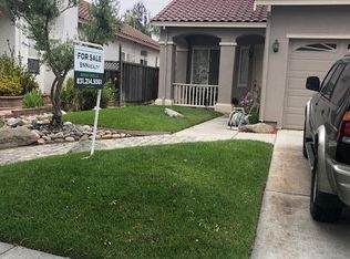 8 Glen Falls Cir, Salinas, CA 93906