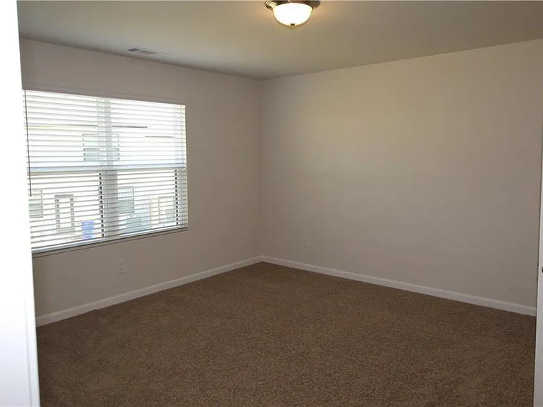 6513 Mountain Home Way — Photo 13