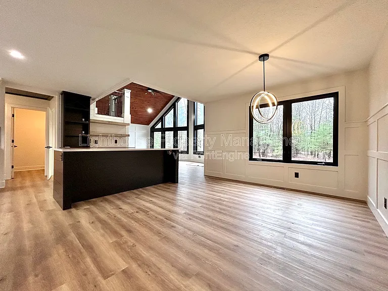 1505 N Green Creek Rd — Photo 15