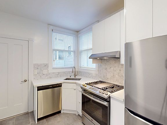 2nd image of 1740 Sacramento St APT 7