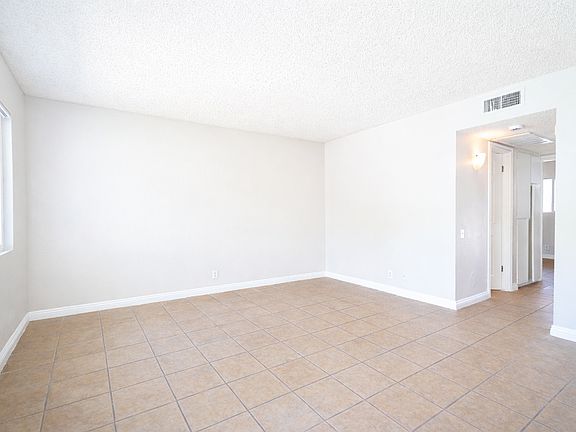 5th image of 557 S El Cielo Rd #16