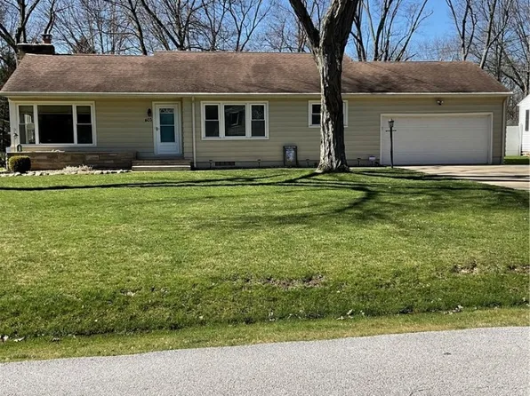 403 Fernwood Ave, Tallmadge, OH 44278